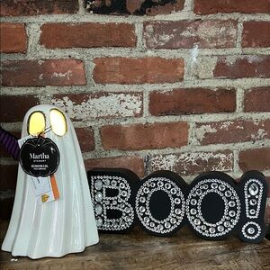 Martha Stewart White Ghost with Black Boo Sign